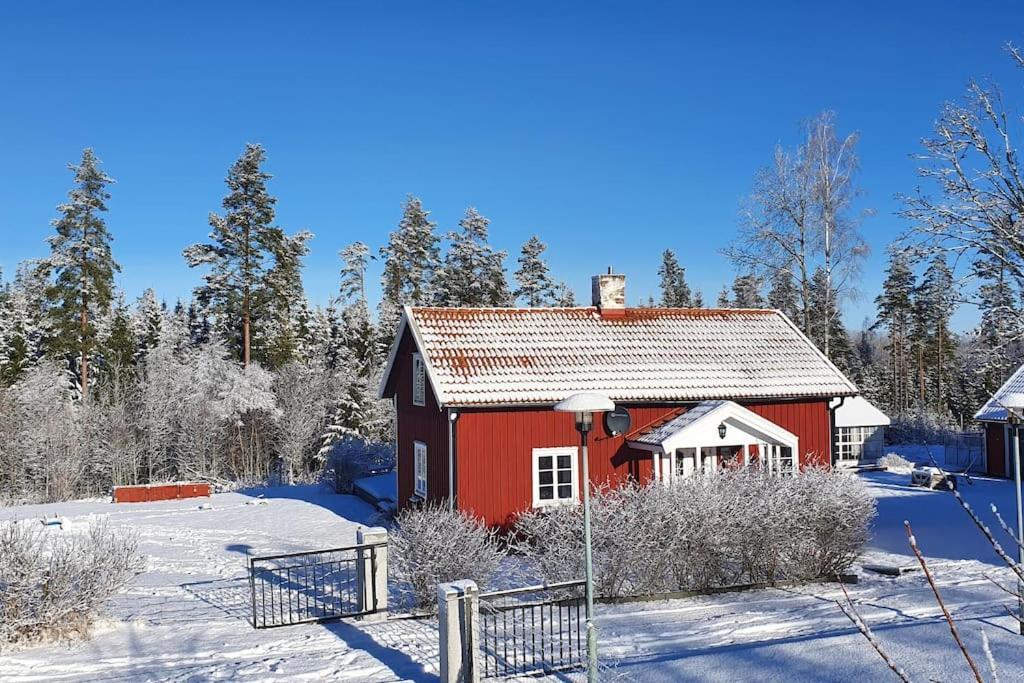 Villa Pa Landet, Habo エクステリア 写真